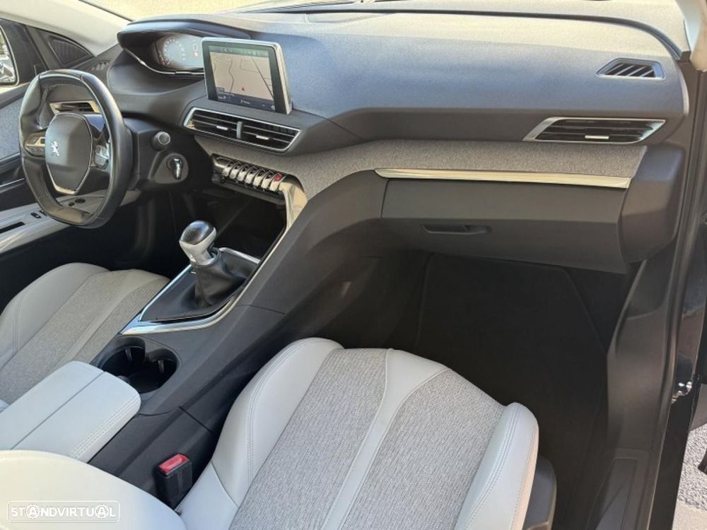 Peugeot 3008 1.5 BlueHDi Allure Pack - 25