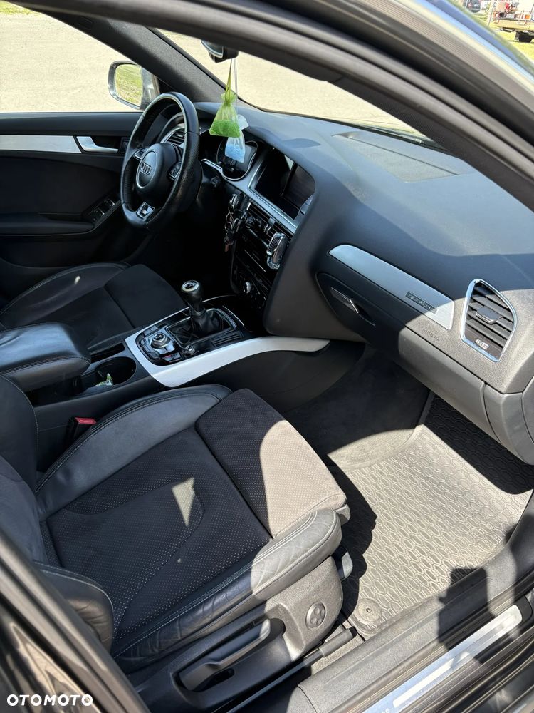 Audi A4 Avant 2.0 TDI - 27