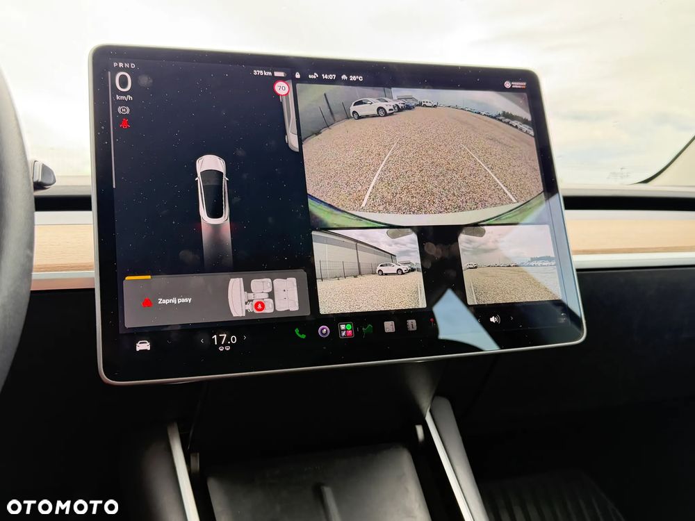 Tesla Model 3 - 10