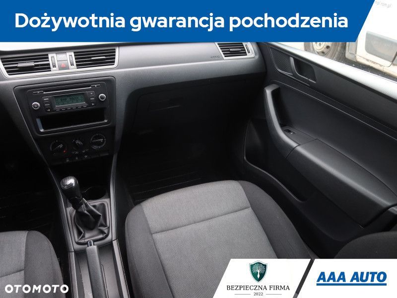 Skoda RAPID - 10