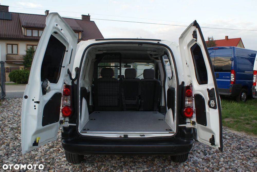 Peugeot Partner - 8