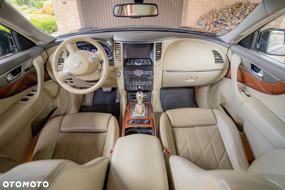 Infiniti QX70 3.0d S - 8
