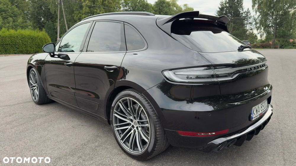 Porsche Macan Turbo - 9