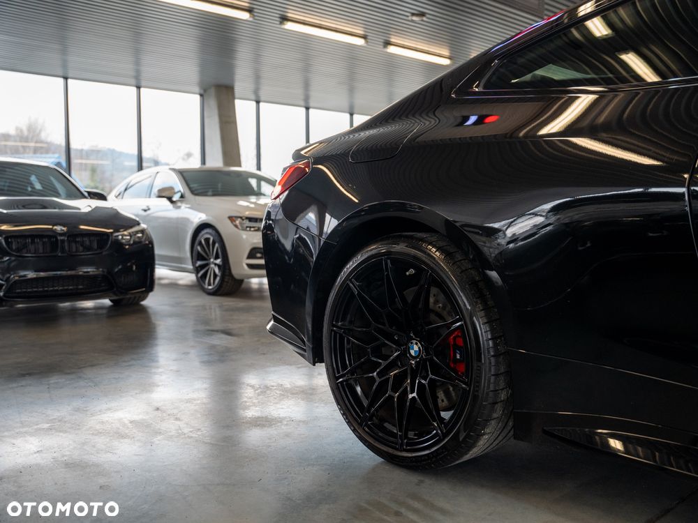 BMW M4 Competition M xDrive sport - 11