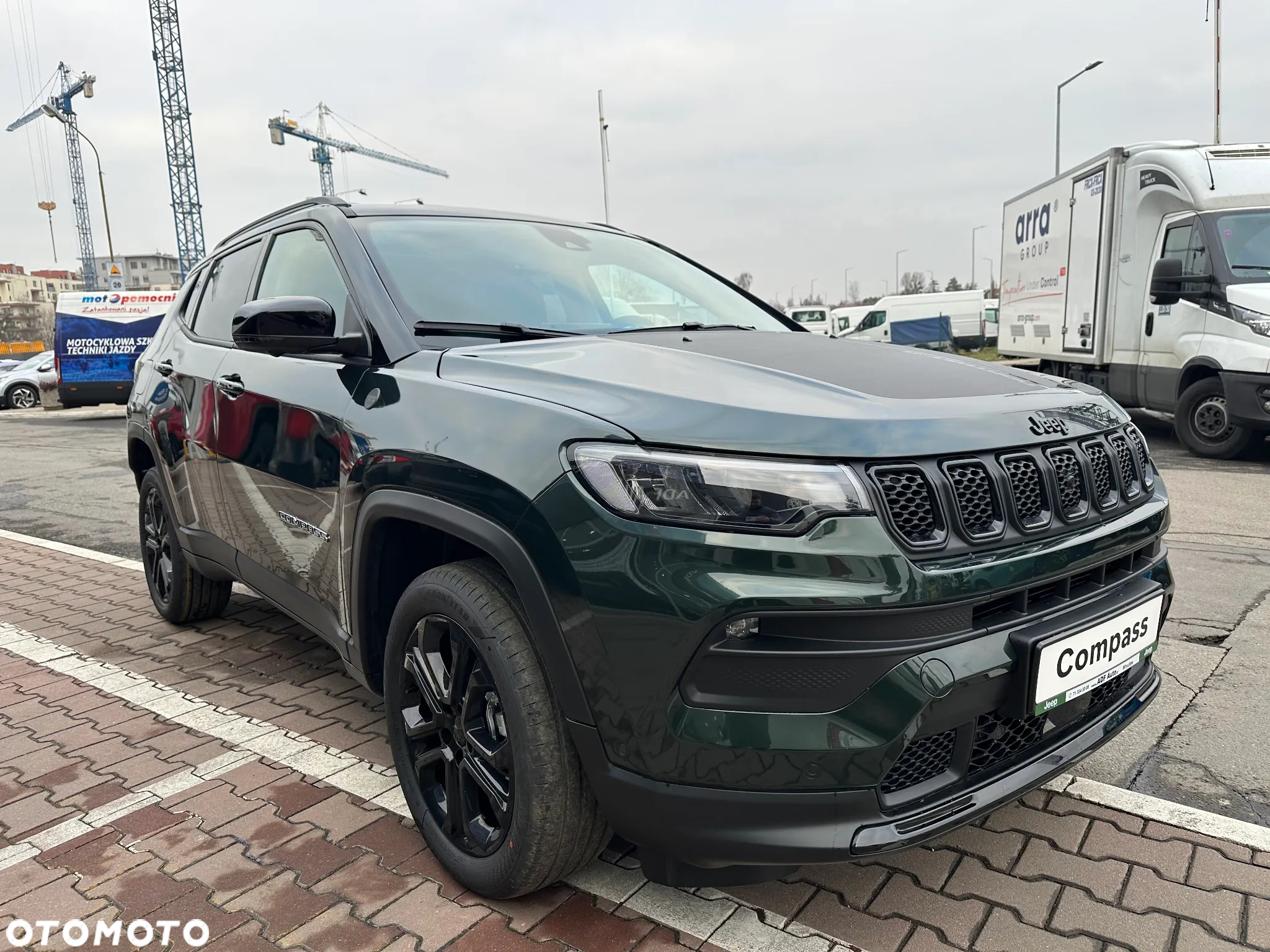 Jeep Compass - 10