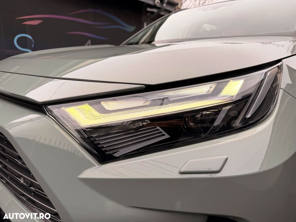 Toyota RAV4 2.5 VVT-iE 4x4 Luxury - 10