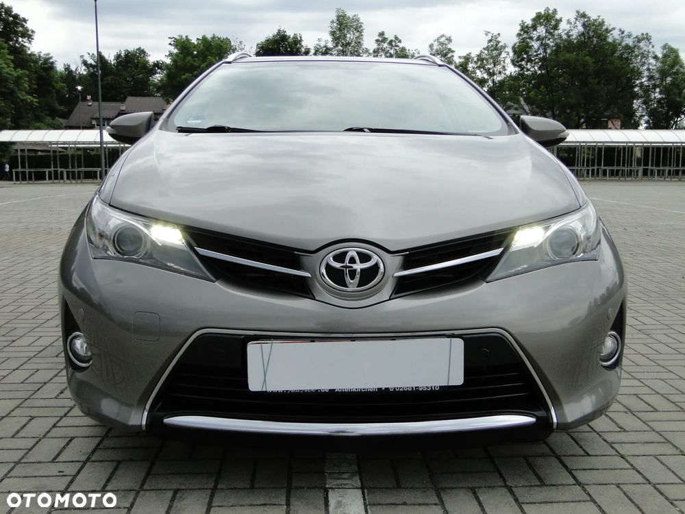 Toyota Auris 2.0 D-4D Prestige - 19