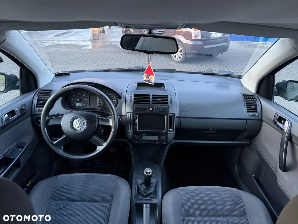 Volkswagen Polo 1.4 TDI Comfortline - 9