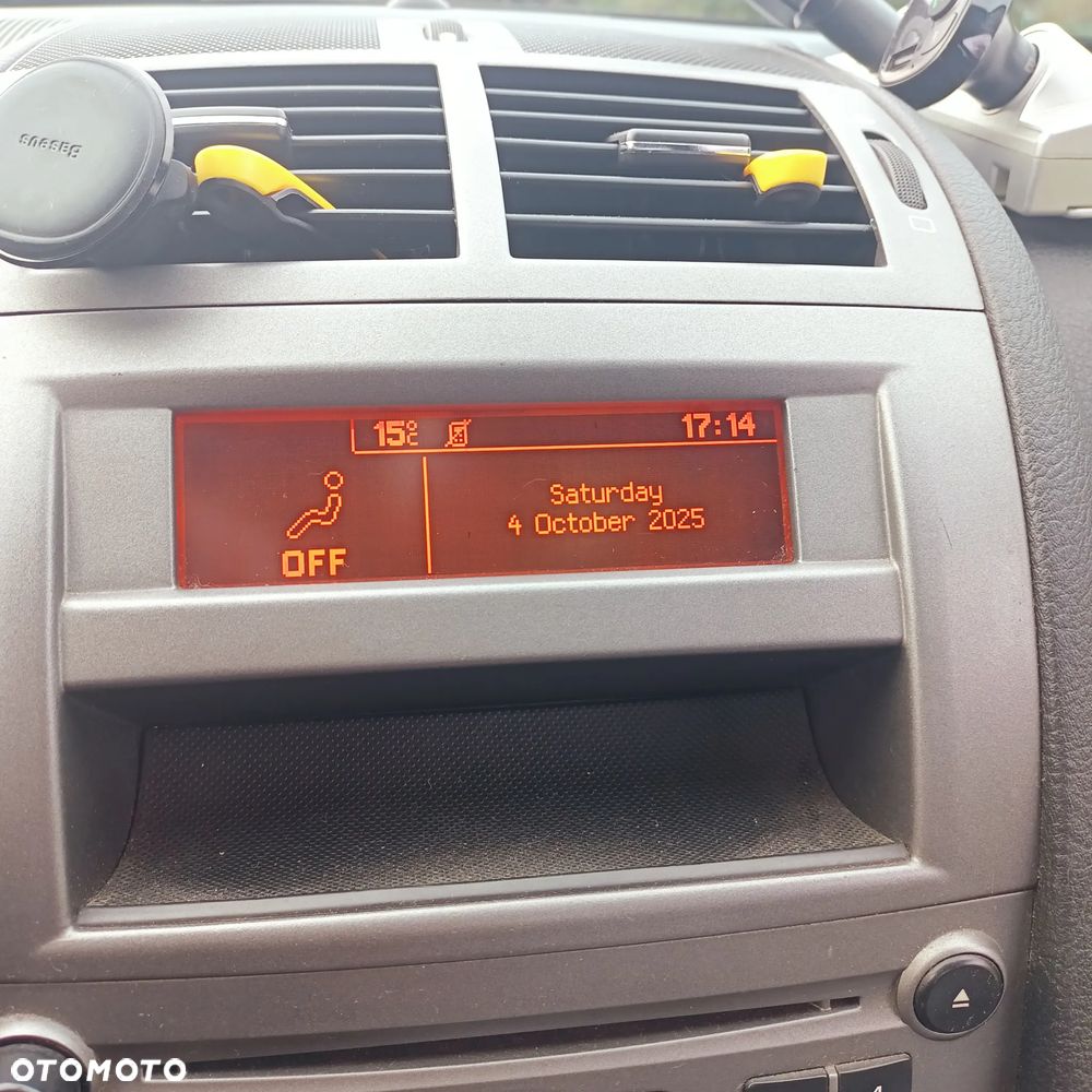 Peugeot 407 2.0 HDI Intense - 8