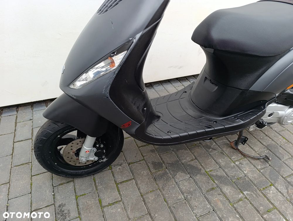 Piaggio ZIP - 8