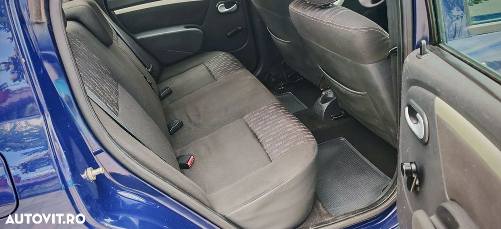 Dacia Logan 1.6 MPI Laureate - 8