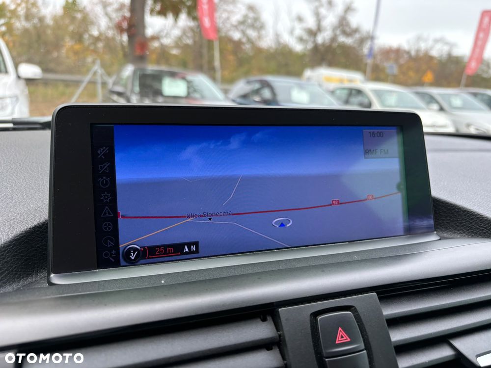 BMW Seria 1 114i Sport Line - 19