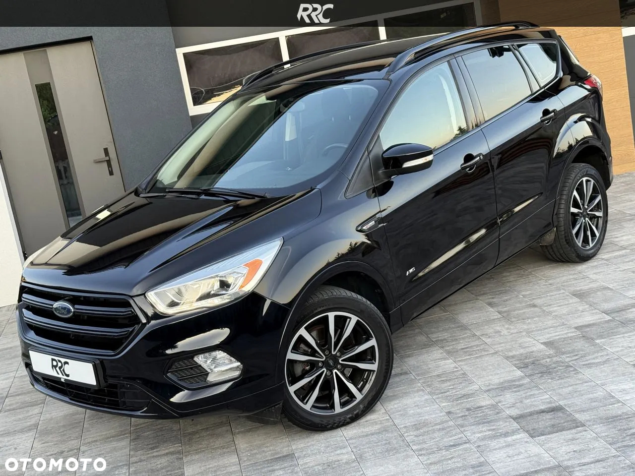 Ford Kuga 2.0 TDCi 4WD Titanium - 4