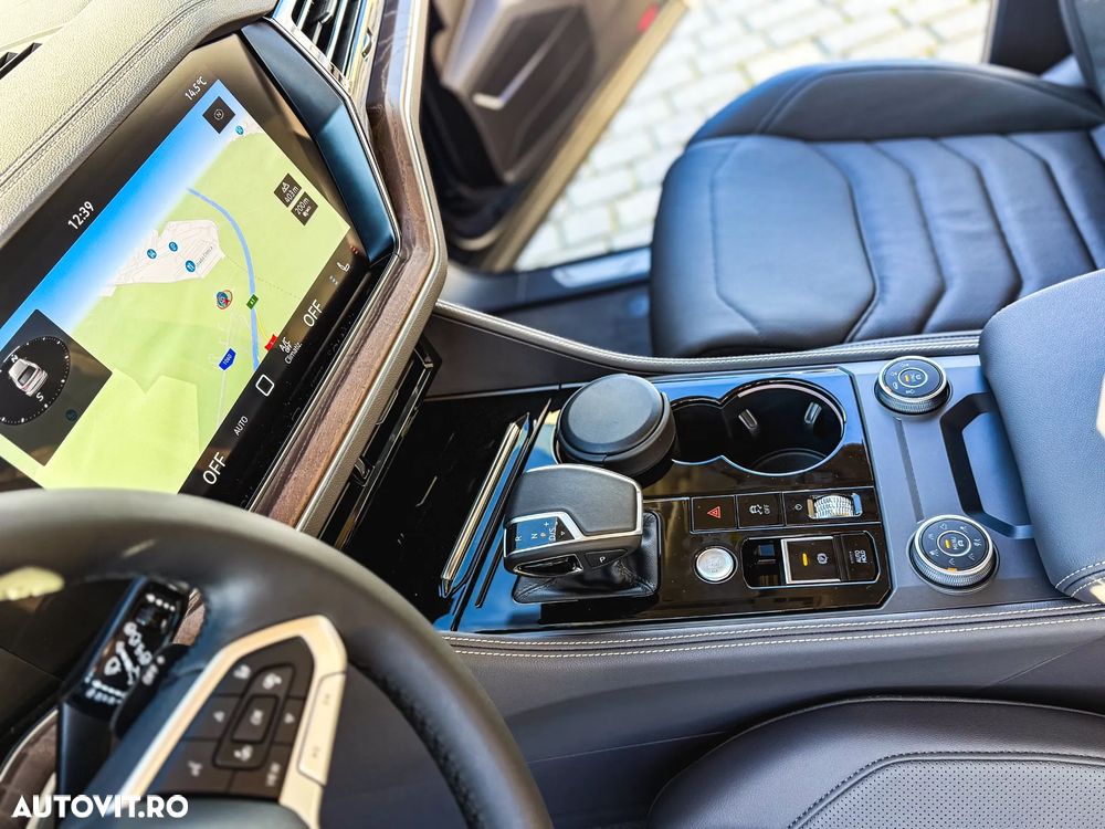 Volkswagen Touareg V6 TDI 4MOTION Elegance - 13