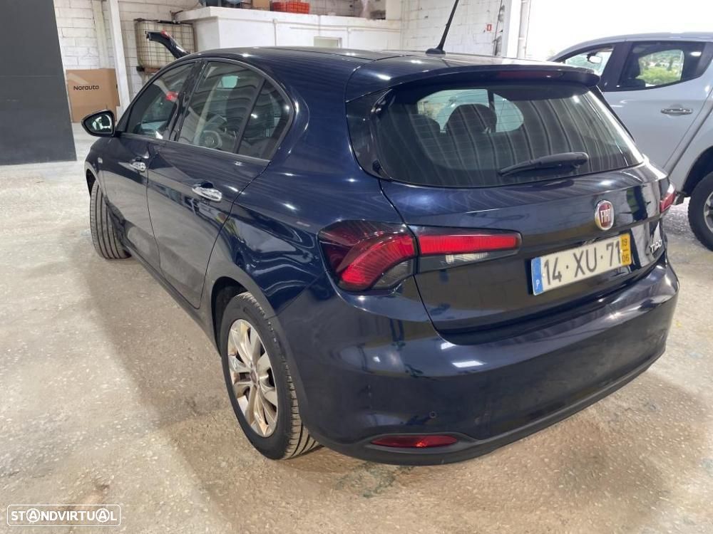 Fiat Tipo 1.3 M-Jet Lounge - 2