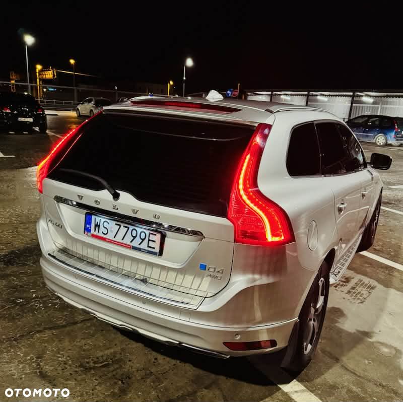Volvo XC 60 D4 AWD Summum - 4
