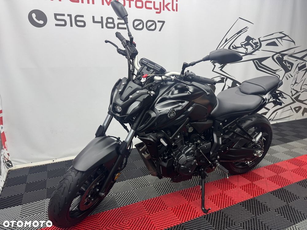 Yamaha MT - 7
