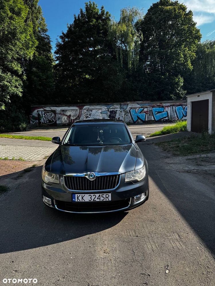 Skoda Superb 1.8 TSI Elegance DSG - 2