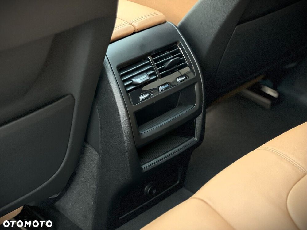 BMW X5 - 32