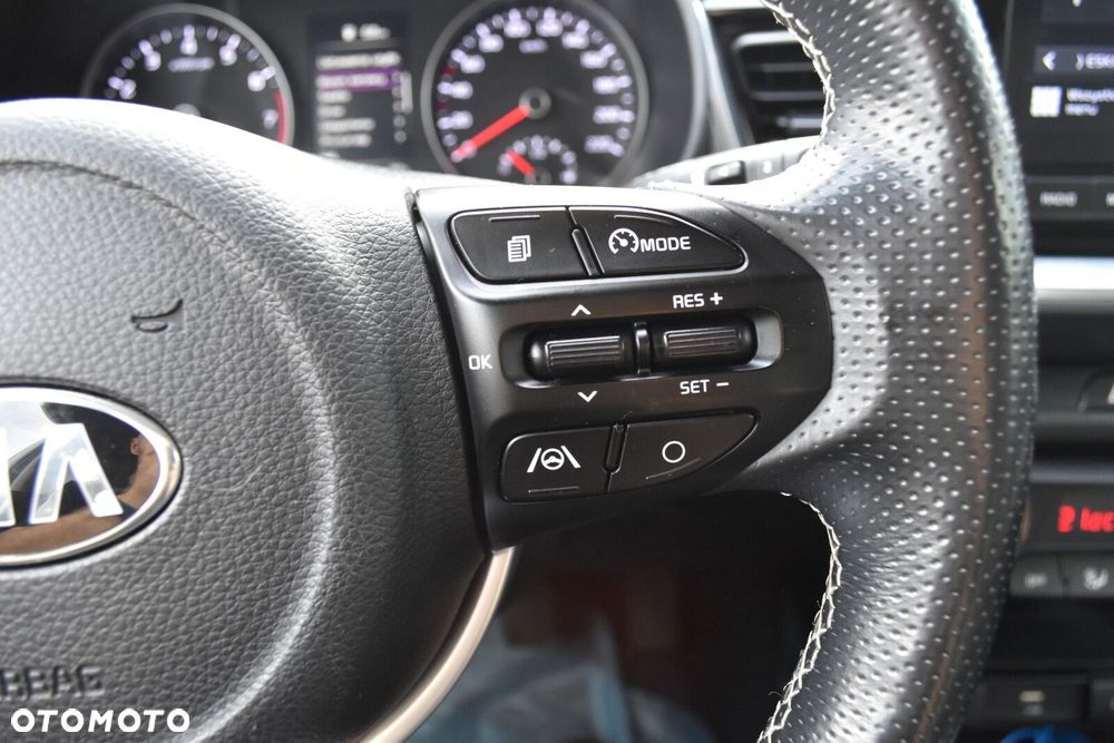 Kia Stonic 1.2 L Business Line - 14