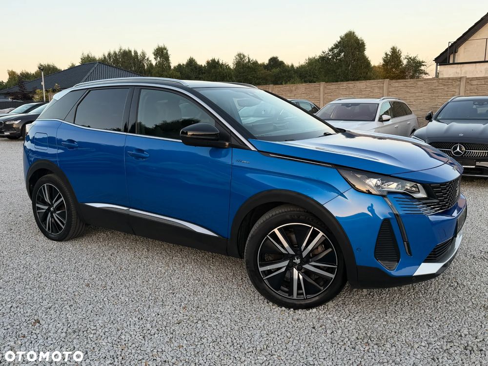 Peugeot 3008 1.6 PureTech HYbrid GT Line S&S EAT8 - 19