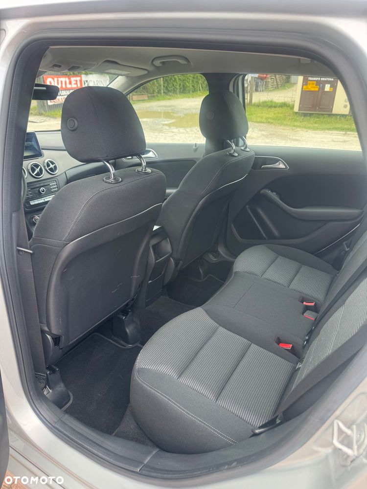 Mercedes-Benz Klasa B 220 4Matic 7G-DCT Edition - 7