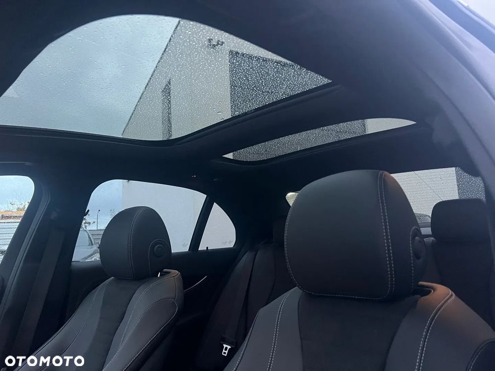 Mercedes-Benz Klasa E 200 4-Matic 9G-TRONIC - 11
