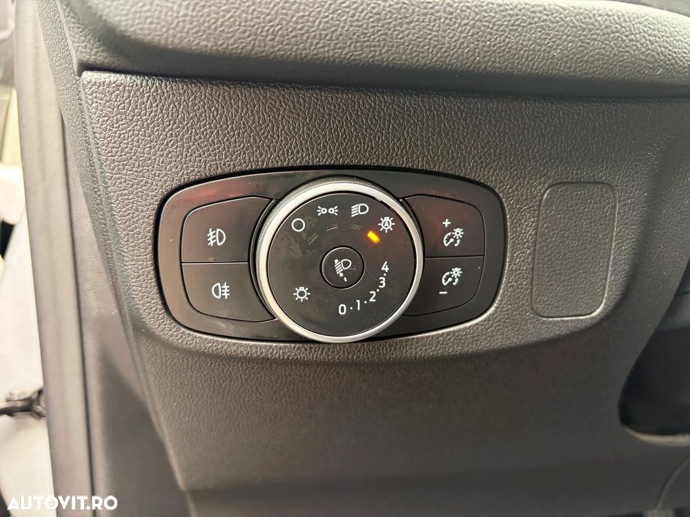 Ford Focus 1.0 EcoBoost Titanium Business - 18