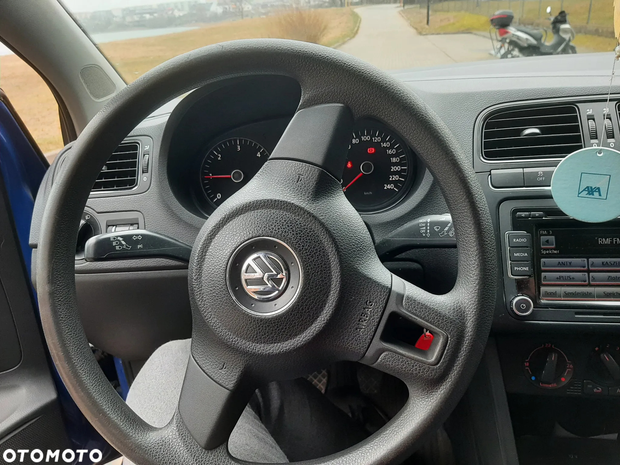 Volkswagen Polo - 16