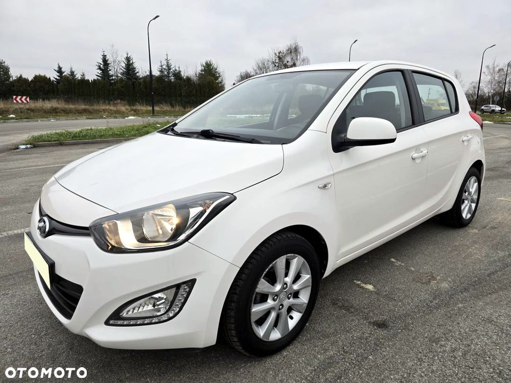 Hyundai i20 1.1 CRDi Comfort - 30