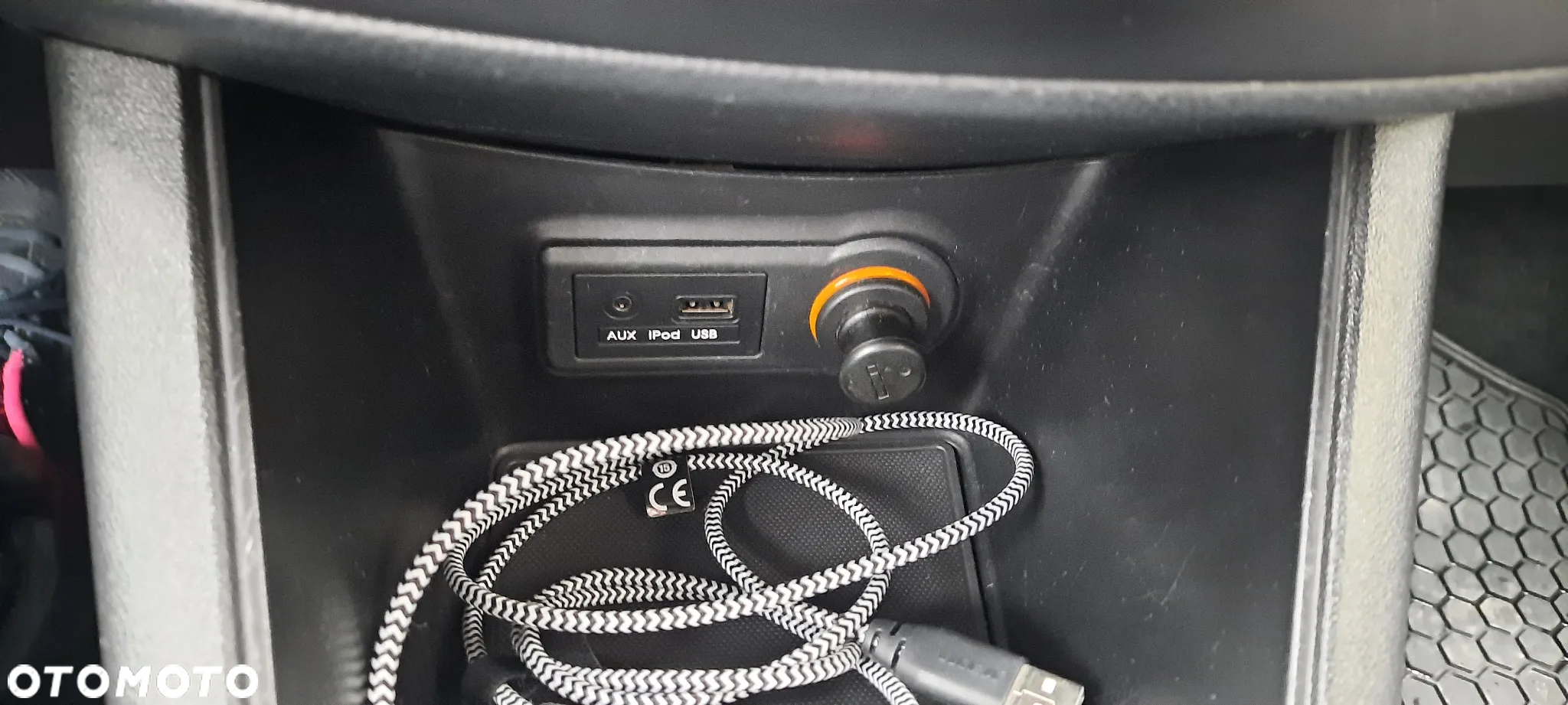 Kia Venga - 14