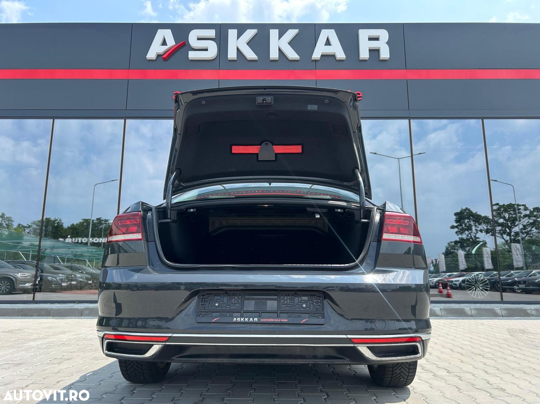 Volkswagen Passat 2.0 TDI DSG Highline - 7