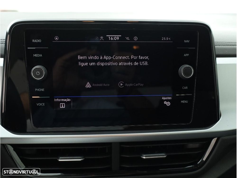 VW T-Roc 2.0 TDI Urban - 23