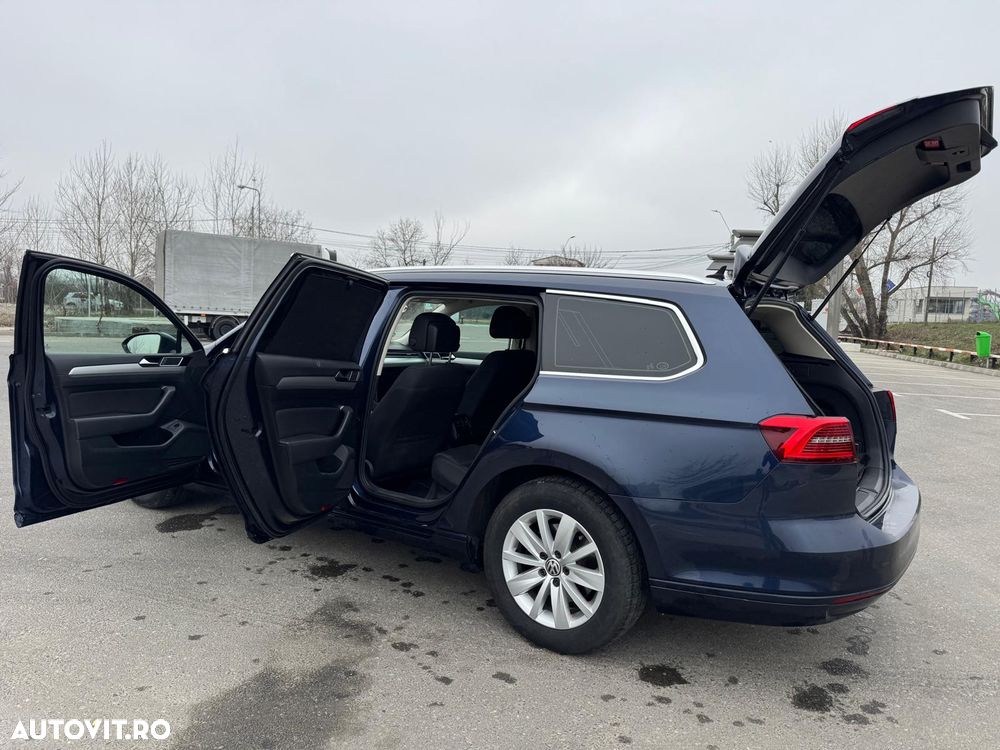 Volkswagen Passat 1.6 TDI Comfortline - 19