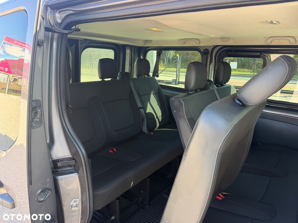Renault Trafic - 26