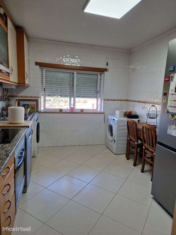 Apartamento T2 Castelo Sesimbra. Excelente localização! - Grande imagem: 3/14