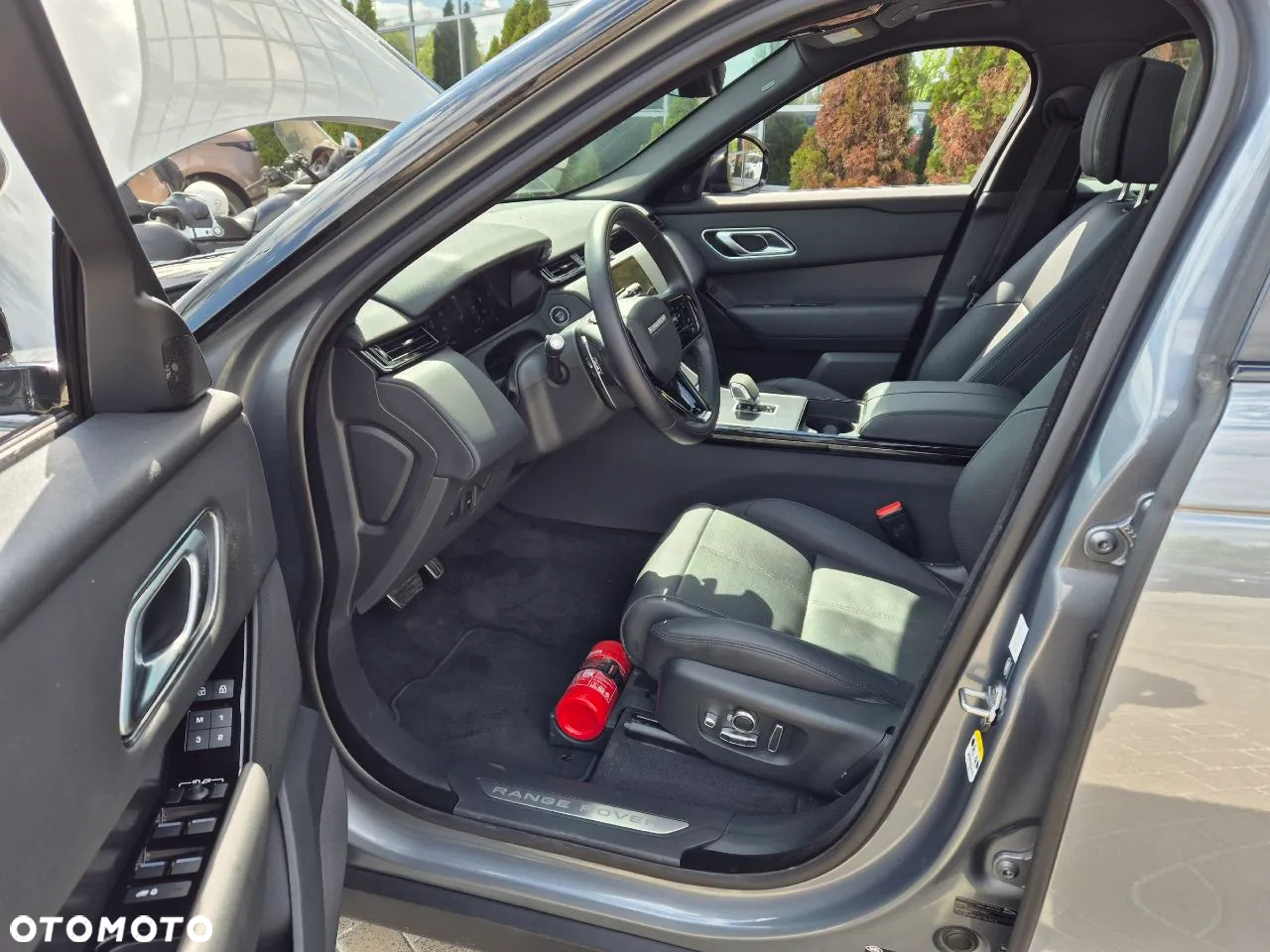 Land Rover Range Rover Velar D300 Dynamic HSE - 9