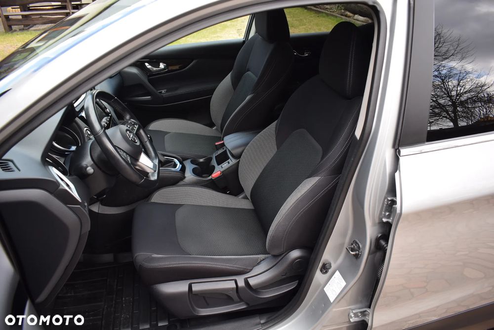 Nissan Qashqai - 22