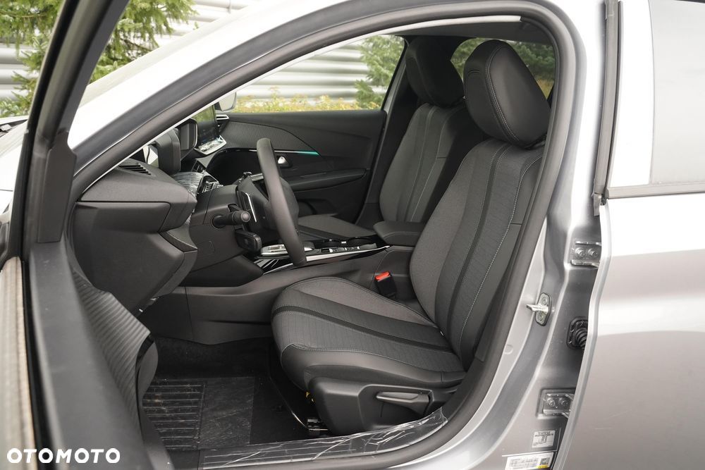 Peugeot 208 1.2 mHEV Allure - 13