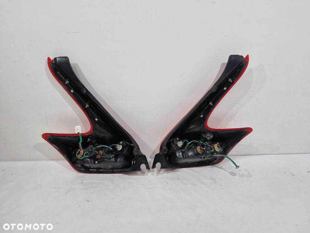 NISSAN JUKE F15 LAMPA TYŁ LEWA PRAWA EUROPA - 4