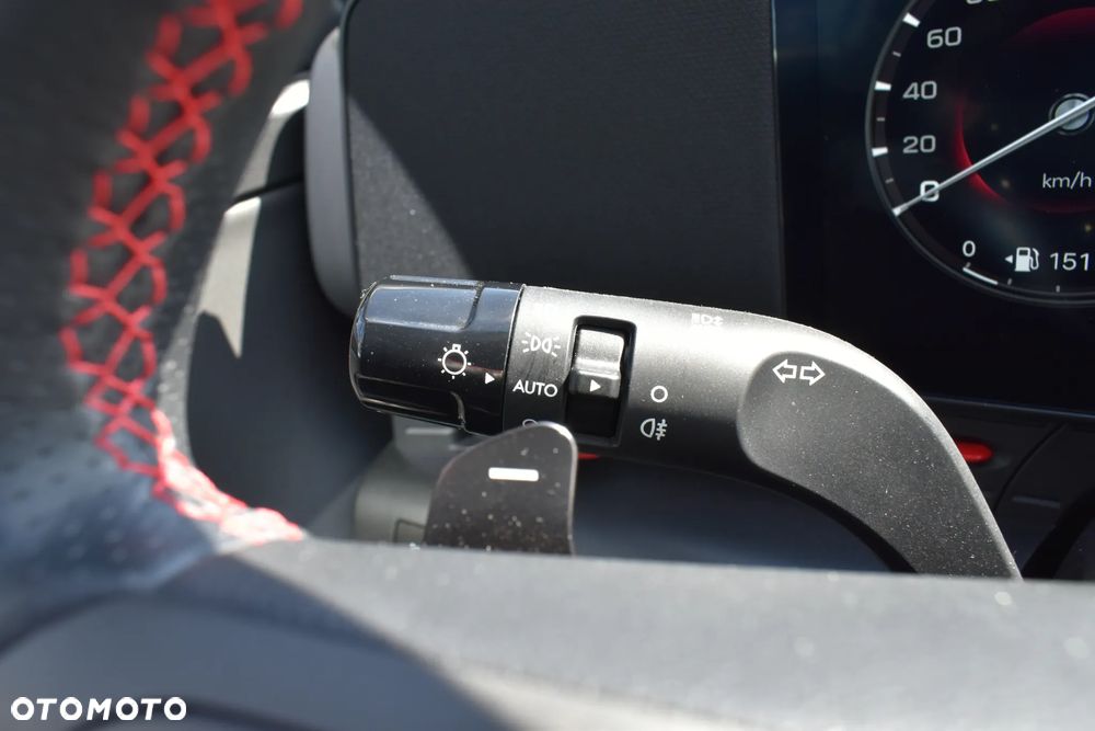 Hyundai Kona 1.6 T-GDI N-Line DCT - 11