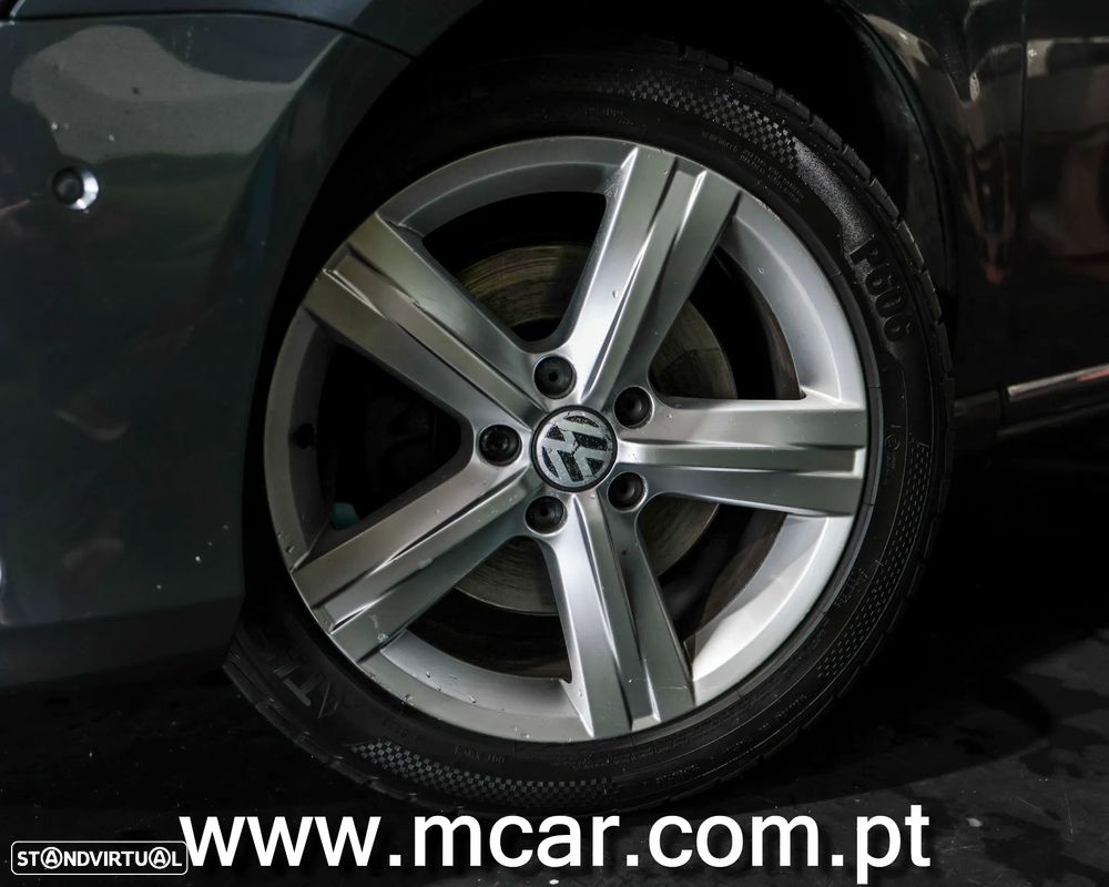 VW Passat Variant - 4