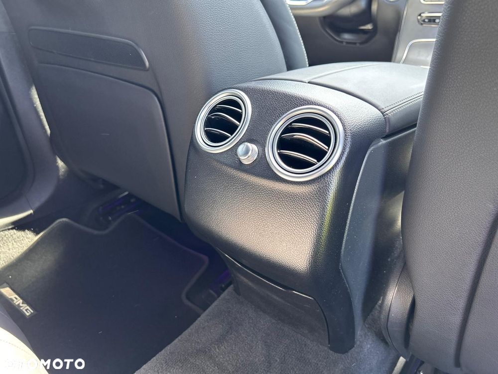 Mercedes-Benz GLC 300 d 4-Matic - 22