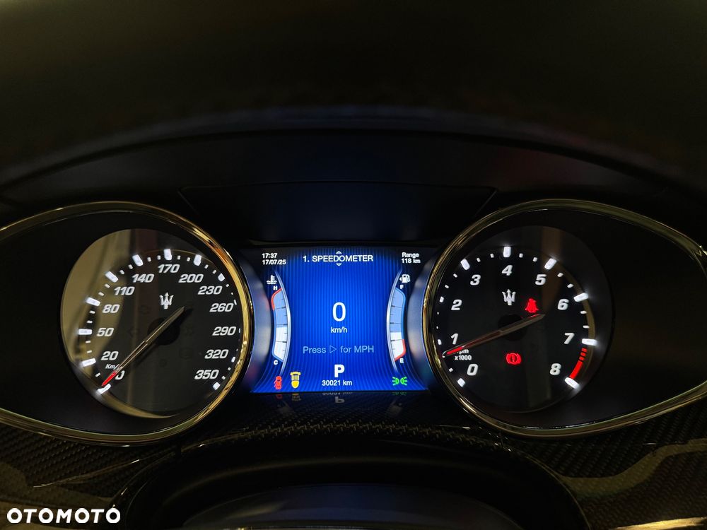 Maserati Quattroporte GTS - 24