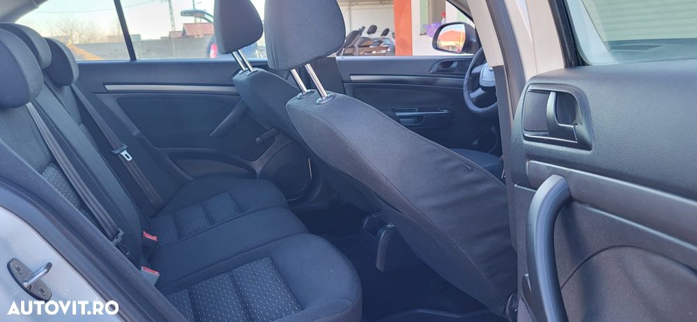 Skoda Octavia 1.6 TDI DPF Active - 13