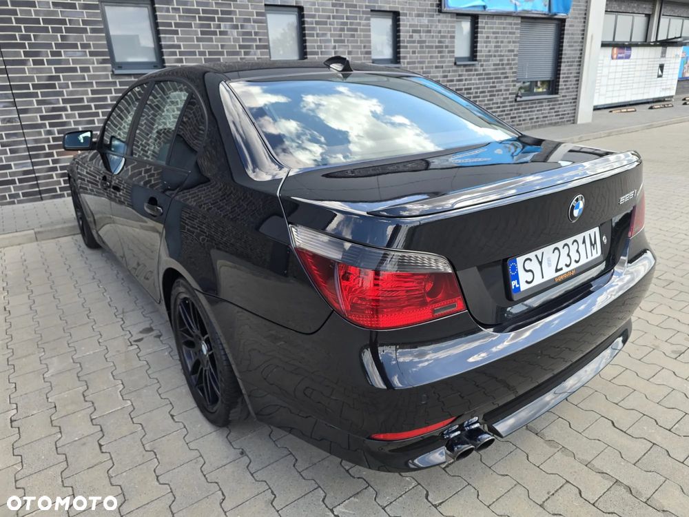 BMW Seria 5 525i - 14