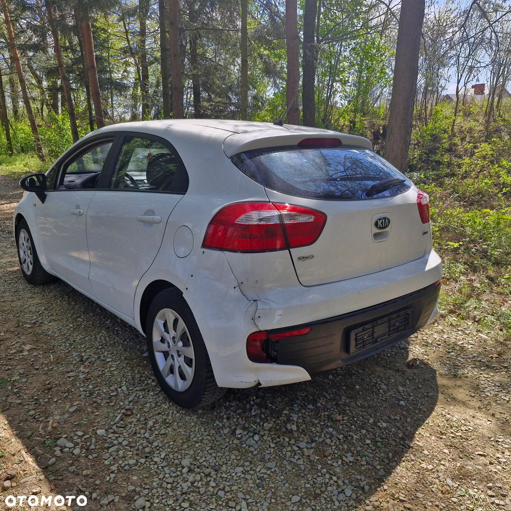 Kia Rio 1.1 CRDI Business Line - 6