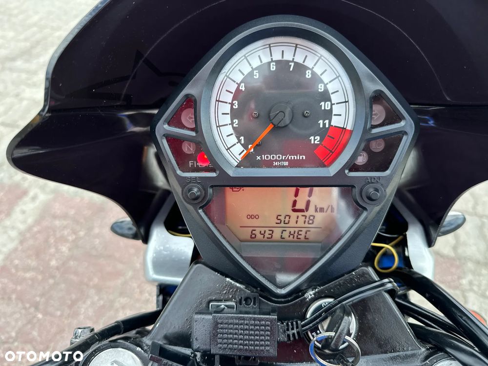 Suzuki SV - 21