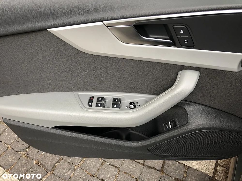 Audi A4 Avant 40 TDI mHEV S Line S tronic - 23