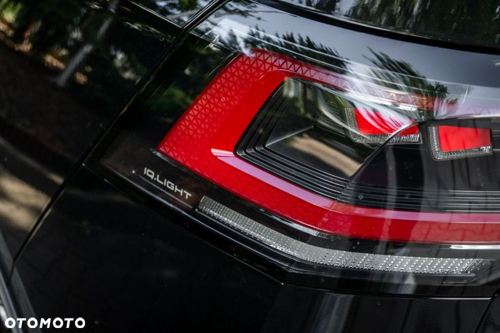 Volkswagen Golf - 21